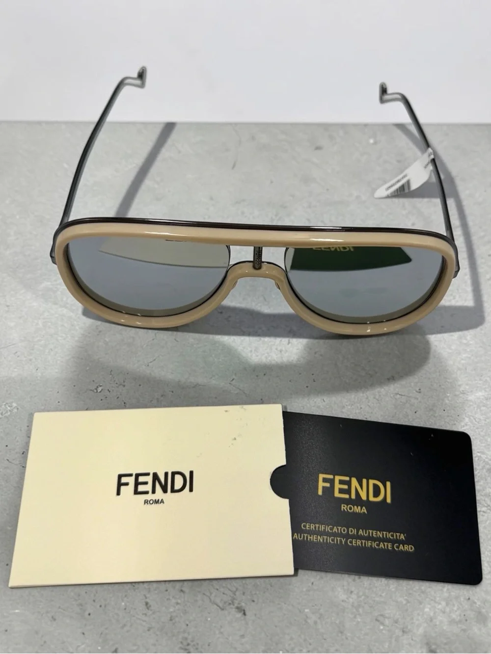 RARE Authentic Fendi FF M0068/S 0BK White Silver 57MM Aviator Sunglasses